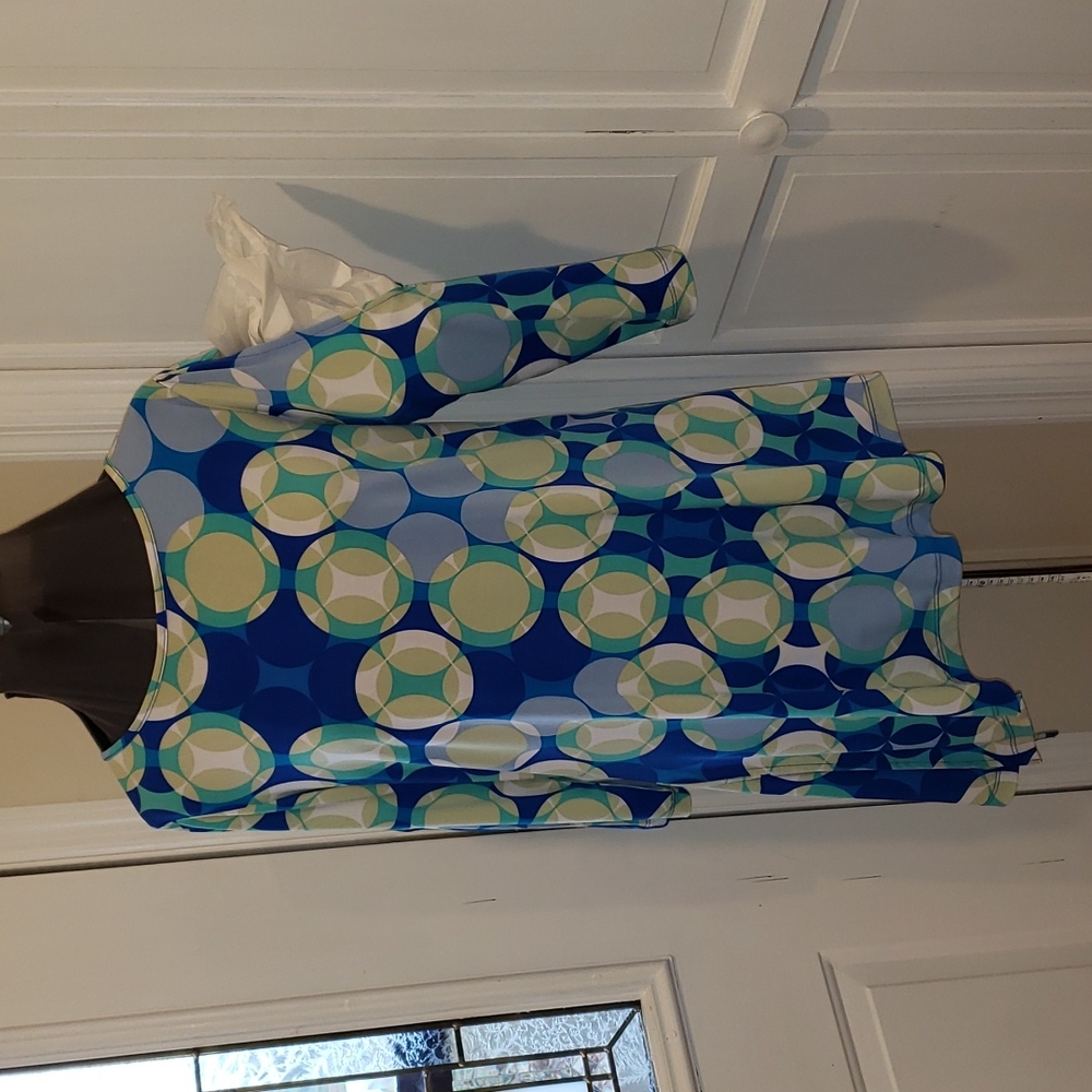 Susan Graver liquid knit top. Medium. - Picture 2 of 4